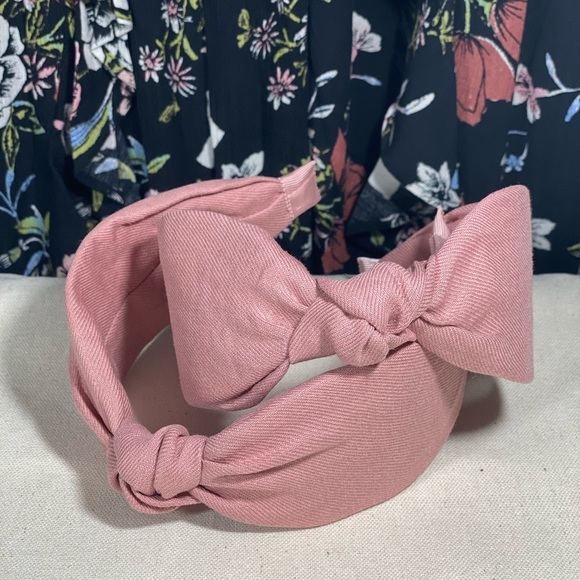 Headband - Picture 2 of 5